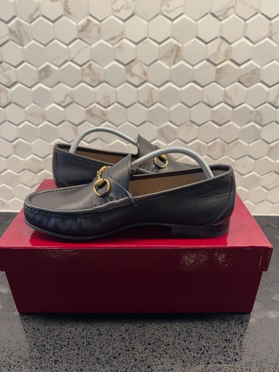 GUCCI Men\'s Horsebit 1953 loafer